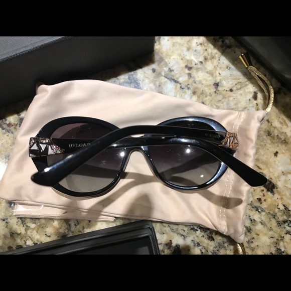 Bvlgari Sunglasses - Picture 2 of 6